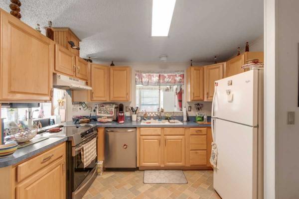 1990 Mobile Home