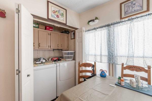 1990 Mobile Home
