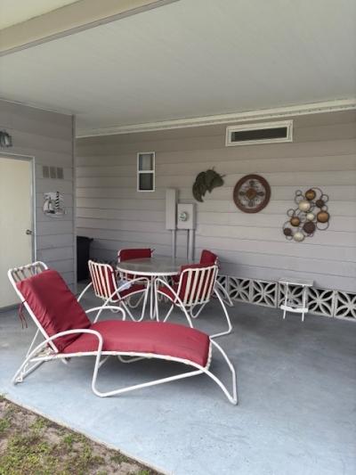 Photo 5 of 43 of home located at 383 Ivywood Lane Naples, FL 34112