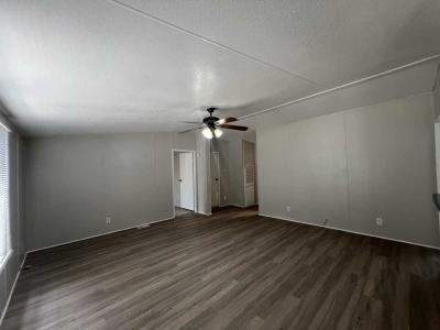 Mobile Home at 291 Luna Ln Fort Worth, TX 76244