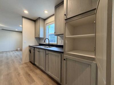 Photo 2 of 8 of home located at 4000 E 134th Street #1012 Chicago, IL 60633