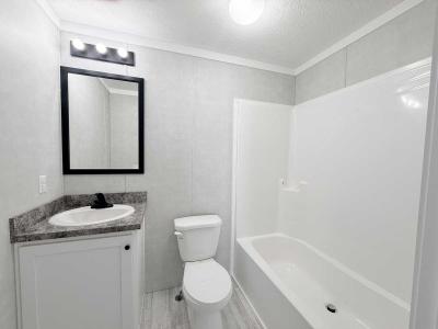 Photo 5 of 8 of home located at 4000 E 134th Street #1015 Chicago, IL 60633