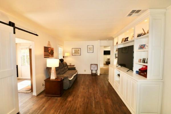 1971 Santa Anita Mobile Home