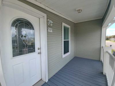 Photo 2 of 8 of home located at 303 Heritage Blvd Vero Beach, FL 32966