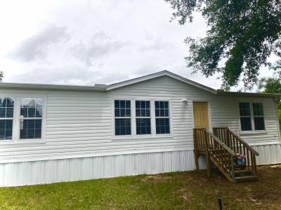 Photo 2 of 10 of home located at 1399 SW Sunview Street Fort White, FL 32038