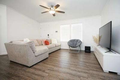 Mobile Home at 12850 W State Road 84, #34G-Pl Fort Lauderdale, FL 33325