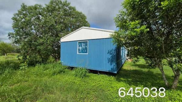 1999 EMPIRE HOMES Mobile Home For Sale