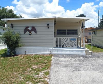 Mobile Home at 37647 Chancey Road, Site 077 077 Zephyrhills, FL 33541