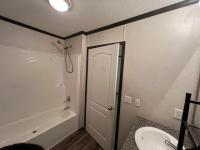 2018 Clayton Homes Inc Yes Mobile Home
