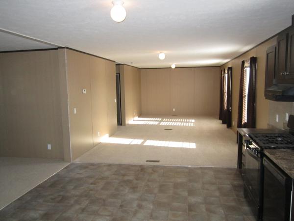 2015 Clayton 95PLS28563A Mobile Home