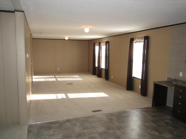 2015 Clayton 95PLS28563A Mobile Home