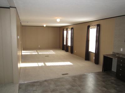Photo 3 of 13 of home located at 5001 South Ave Lot 59 Toledo, OH 43615
