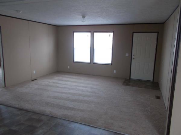 2015 Clayton 95PLS28563A Mobile Home