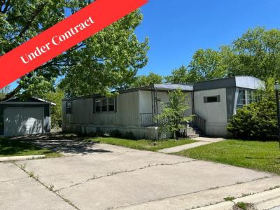 Mobile Home at 96 Robin Road Beecher, IL 60401