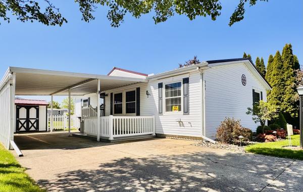 2000 Hart Housing Group Mobile Home For Sale
