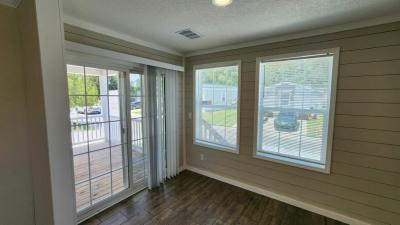 Photo 5 of 18 of home located at 6539 Townsend Rd, #64 Jacksonville, FL 32244