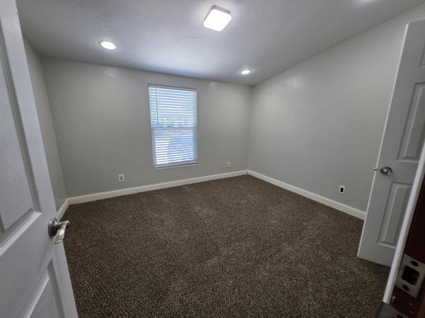 2001 Other N/A Mobile Home