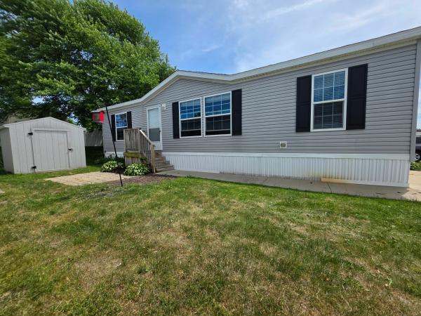 Photo 1 of 2 of home located at 173 Flicker #173 Rochester Hills, MI 48309