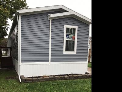 Photo 2 of 8 of home located at 5702 Angola Rd. #33 Toledo, OH 43615