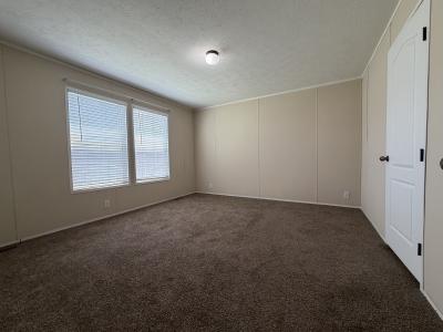 Photo 5 of 7 of home located at 25220 Carmel Woodhaven, MI 48183
