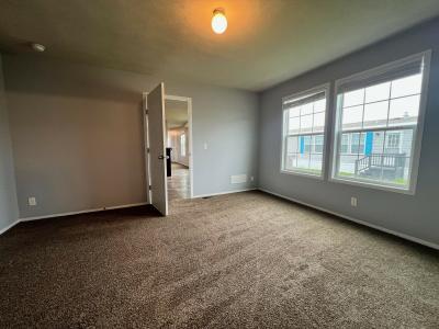 Photo 5 of 7 of home located at 4343 Kingston Lane Jackson, MI 49201