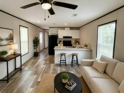 Photo 2 of 31 of home located at 157 Lakeside Garden Circle Lake Wales, FL 33859