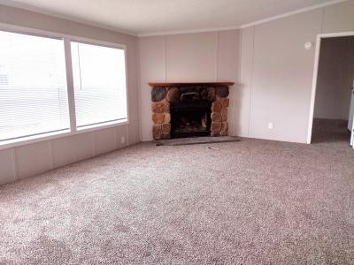 Mobile Home at 23645 Deerfield Lot 56 New Boston, MI 48164