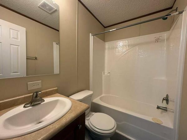 2019 LH166432F  Home