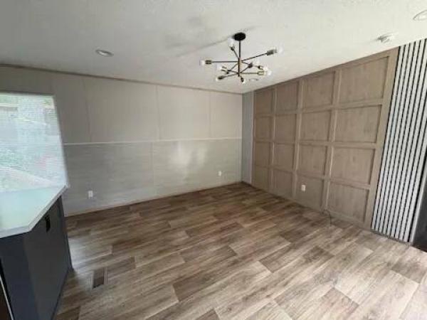 2023 30CEJ16723AH23  Home