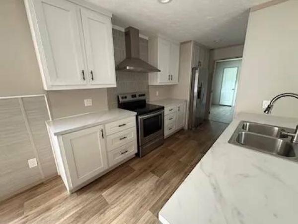 2023 30CEJ16723AH23  Home