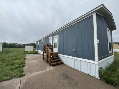 Mobile Home at 1010 Reservation Rd # J14 Hays, KS 67601