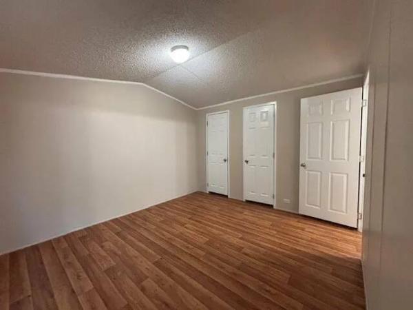 2016 BP-1664-32C  Home