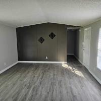 1994 Paramount Manufactured Home