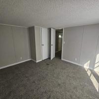 1994 Paramount Manufactured Home