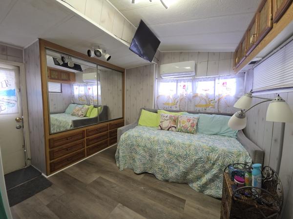 1984 PKMO  Home