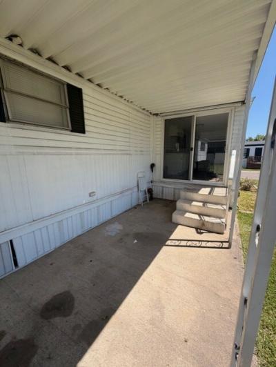 Photo 2 of 10 of home located at 228 Ringling St. Hamilton, OH 45011