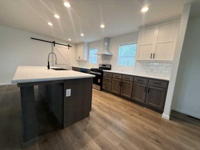 Photo 4 of 38 of home located at 23741 W Lakepoint Drive #149 Channahon, IL 60410