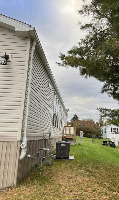 Photo 2 of 3 of home located at 112 Gateshead Drive Stewartstown, PA 17363
