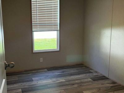 Photo 4 of 5 of home located at 221 Caroline Ln Dickson, TN 37055