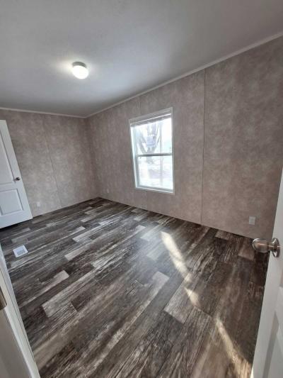 Photo 4 of 5 of home located at 4 Deerpath Dr., Chillicothe, OH 45601