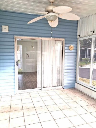 Photo 3 of 16 of home located at 9821 Sucia Circle Parrish, FL 34219