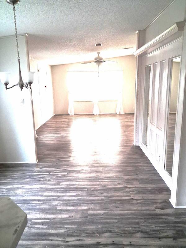 1992 Palm Harbor Mobile Home