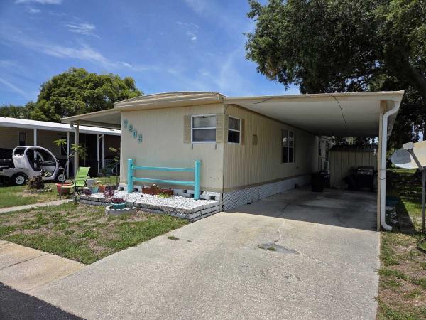 Photo 1 of 2 of home located at 7805 Lynbrook Dr New Port Richey, FL 34653