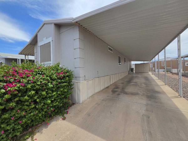 1989 Frontier Manufactured Home