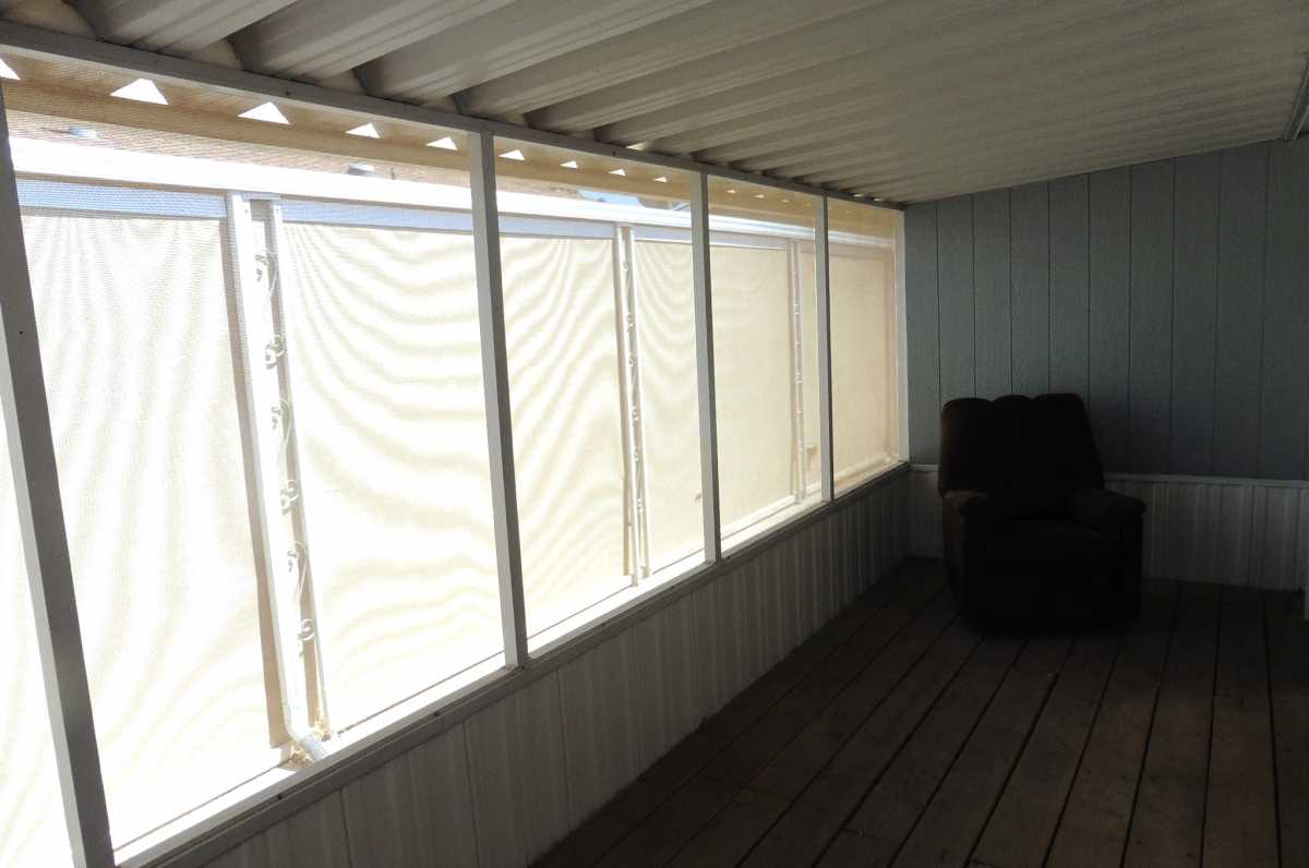 Another view of deck