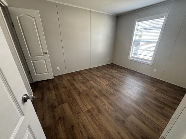 2022 Champion 24CSD2856L Mobile Home