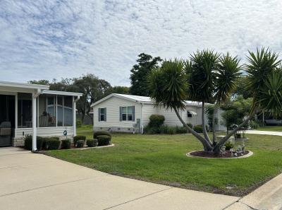 Photo 2 of 13 of home located at 1650 Shady Lane Grand Island, FL 32735