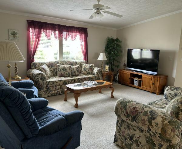 2004 Mobile Home