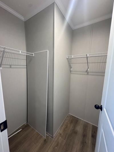 Photo 5 of 12 of home located at 17126 Somerset Macomb, MI 48044