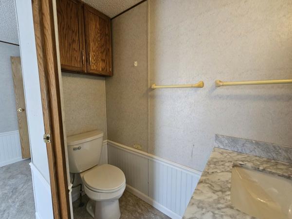 1992 Holly Park Unknown Mobile Home